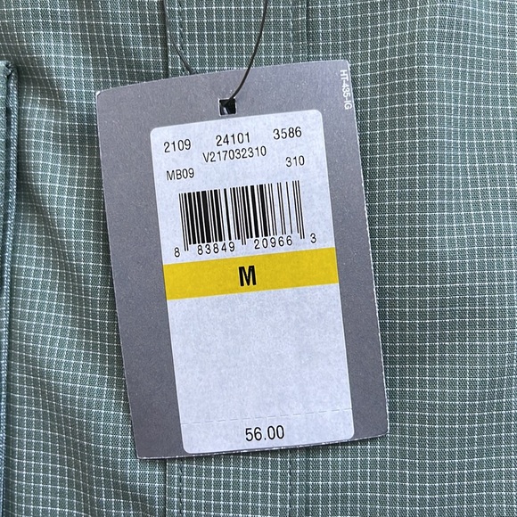 Van Heusen Dress Up Button Shirt - Picture 4 of 4